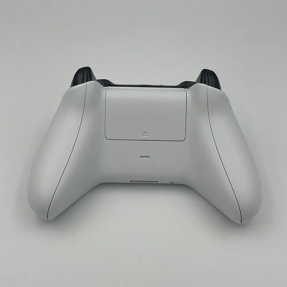 Xbox One White Controller (Model : 1708) Microsoft OEM - Tested & Works Great